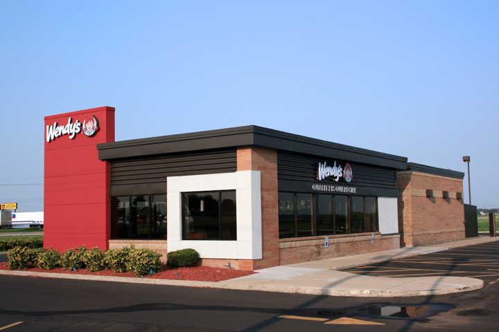 Rochelle, IL Wendyâs Makeover